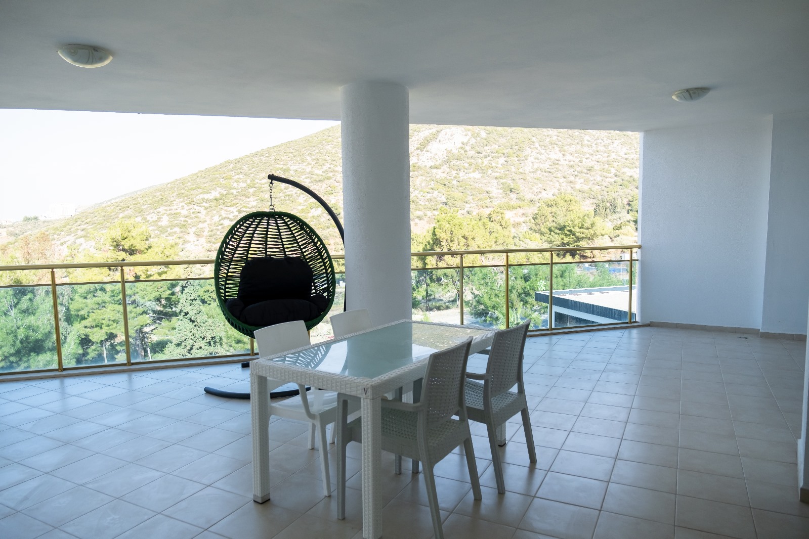 FAMİLY SUİTE  2+1  ODA MÜSAİTLİĞİ BULUNMAMAKTADIR