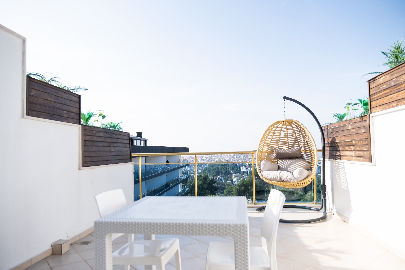 DELUXE SUİTE  (1+1) ODA MÜSAİTLİĞİMİZ BULUNMAMAKTADIR