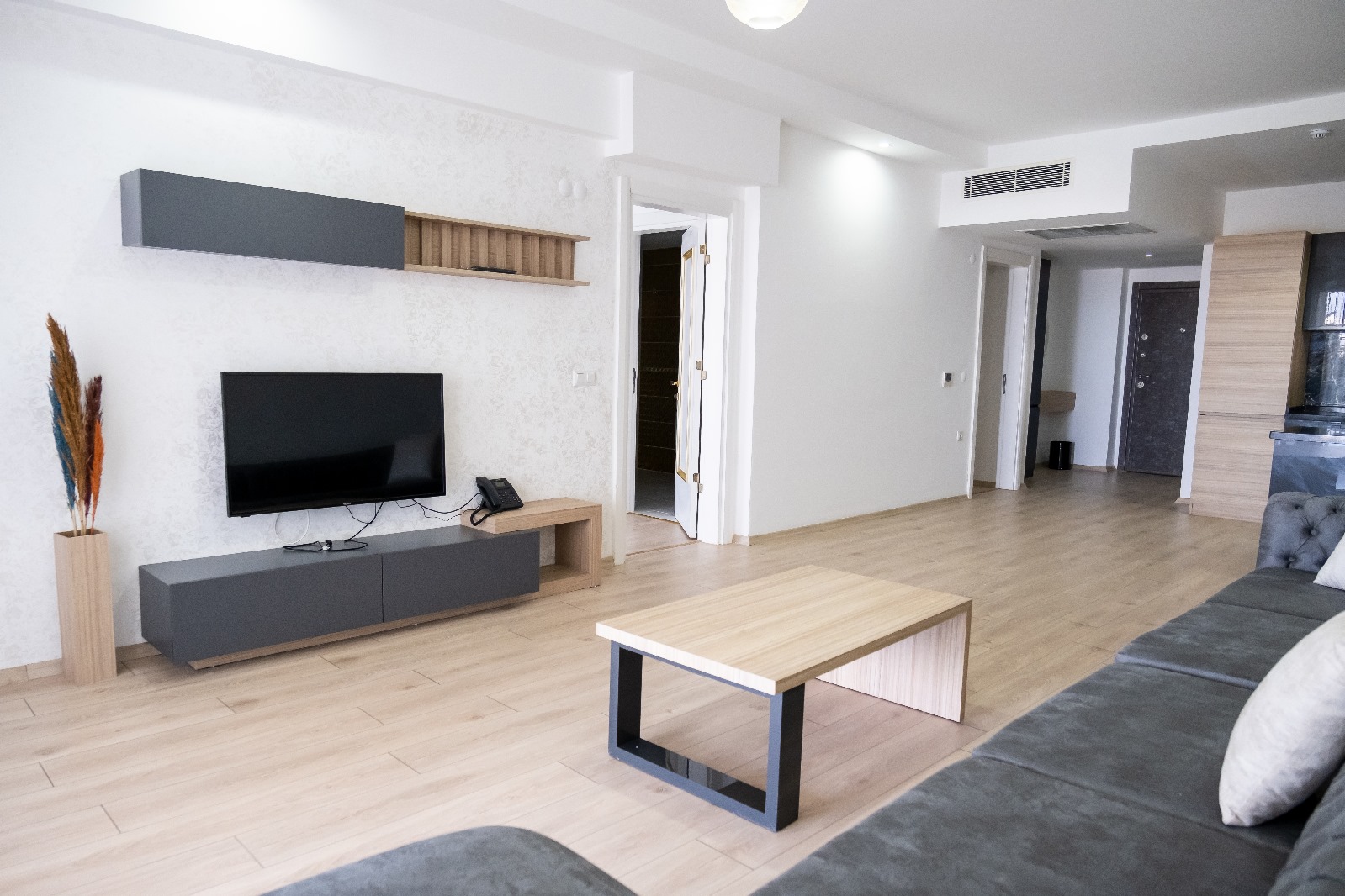 FAMİLY SUİTE  2+1  ODA MÜSAİTLİĞİ BULUNMAMAKTADIR