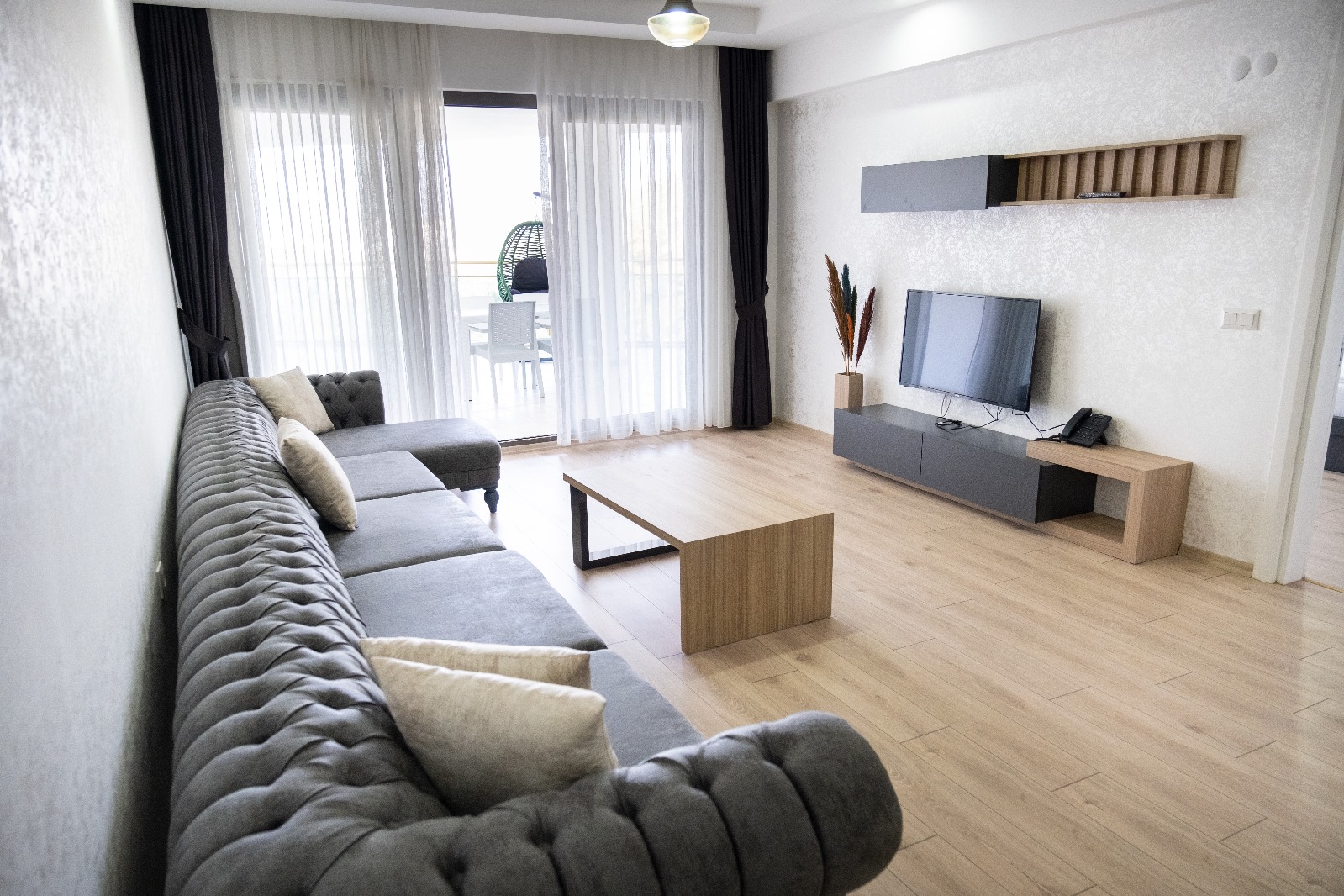 FAMİLY SUİTE  2+1  ODA MÜSAİTLİĞİ BULUNMAMAKTADIR