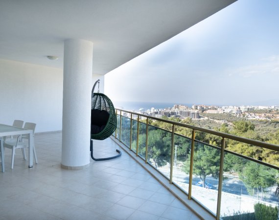 FAMİLY SUİTE  2+1  ODA MÜSAİTLİĞİ BULUNMAMAKTADIR